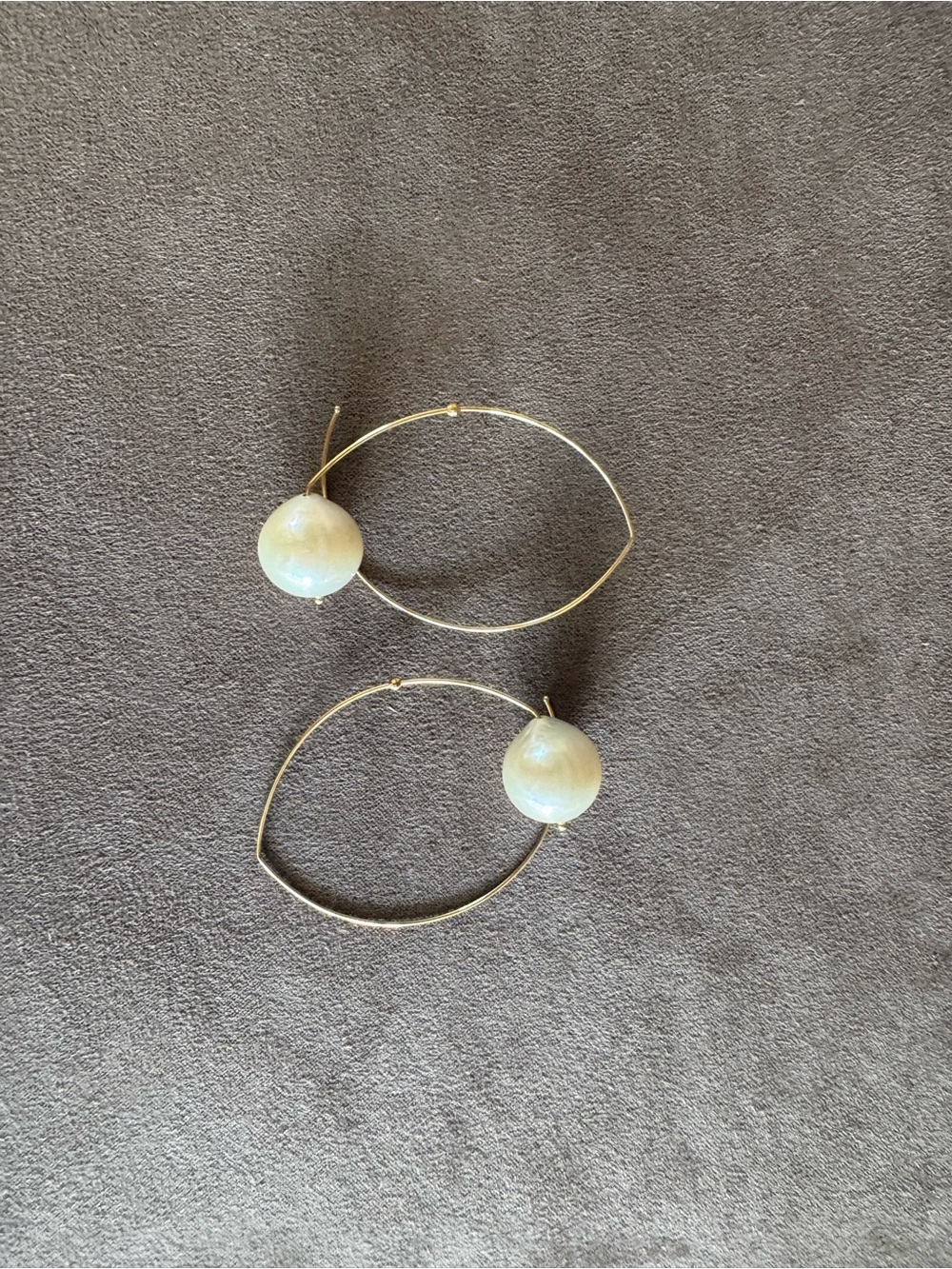 Mizuki Gold Hoop Earrings with Ivory Pearl Spheres